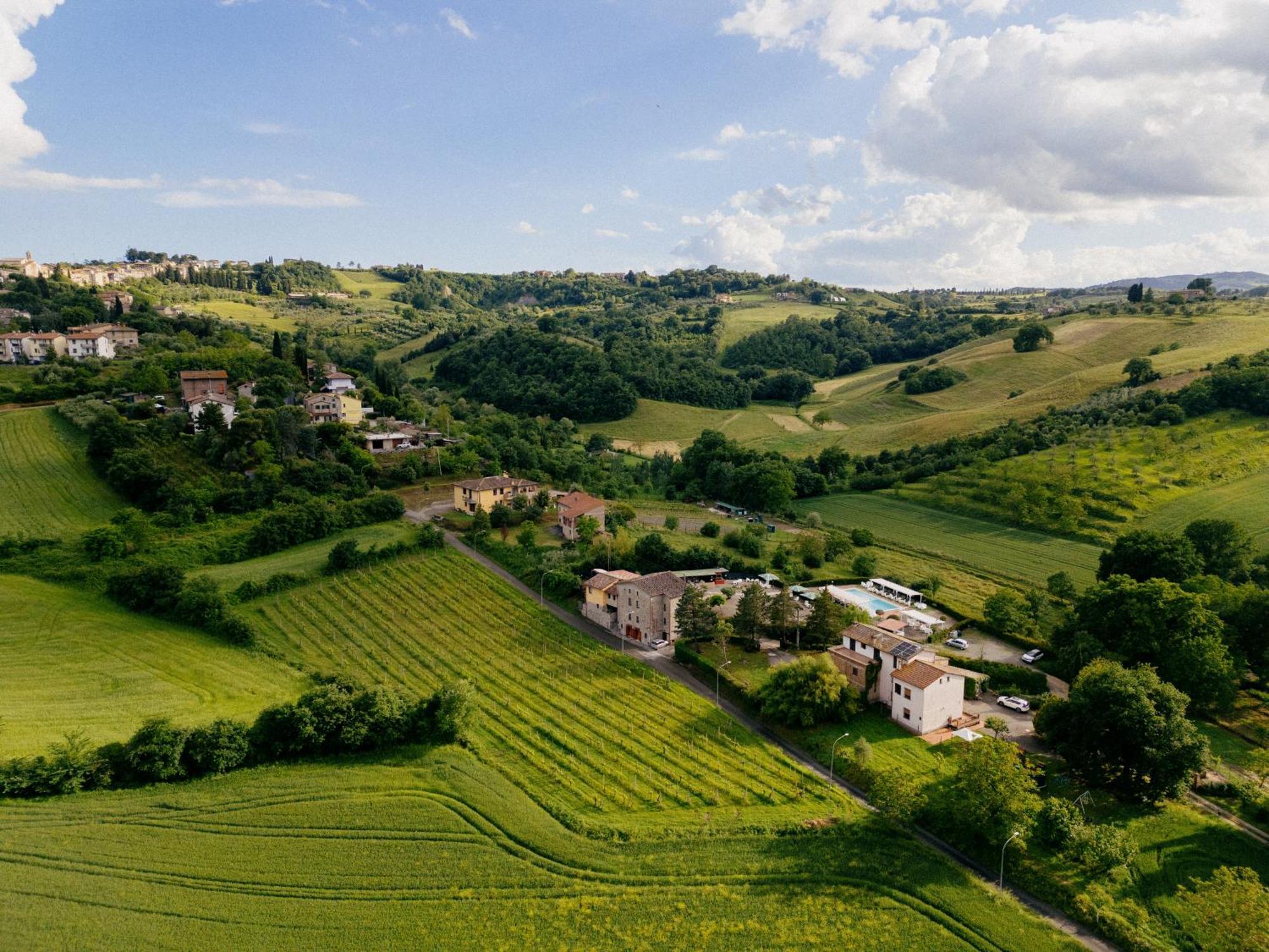 Casale Serena Фабро Экстерьер фото